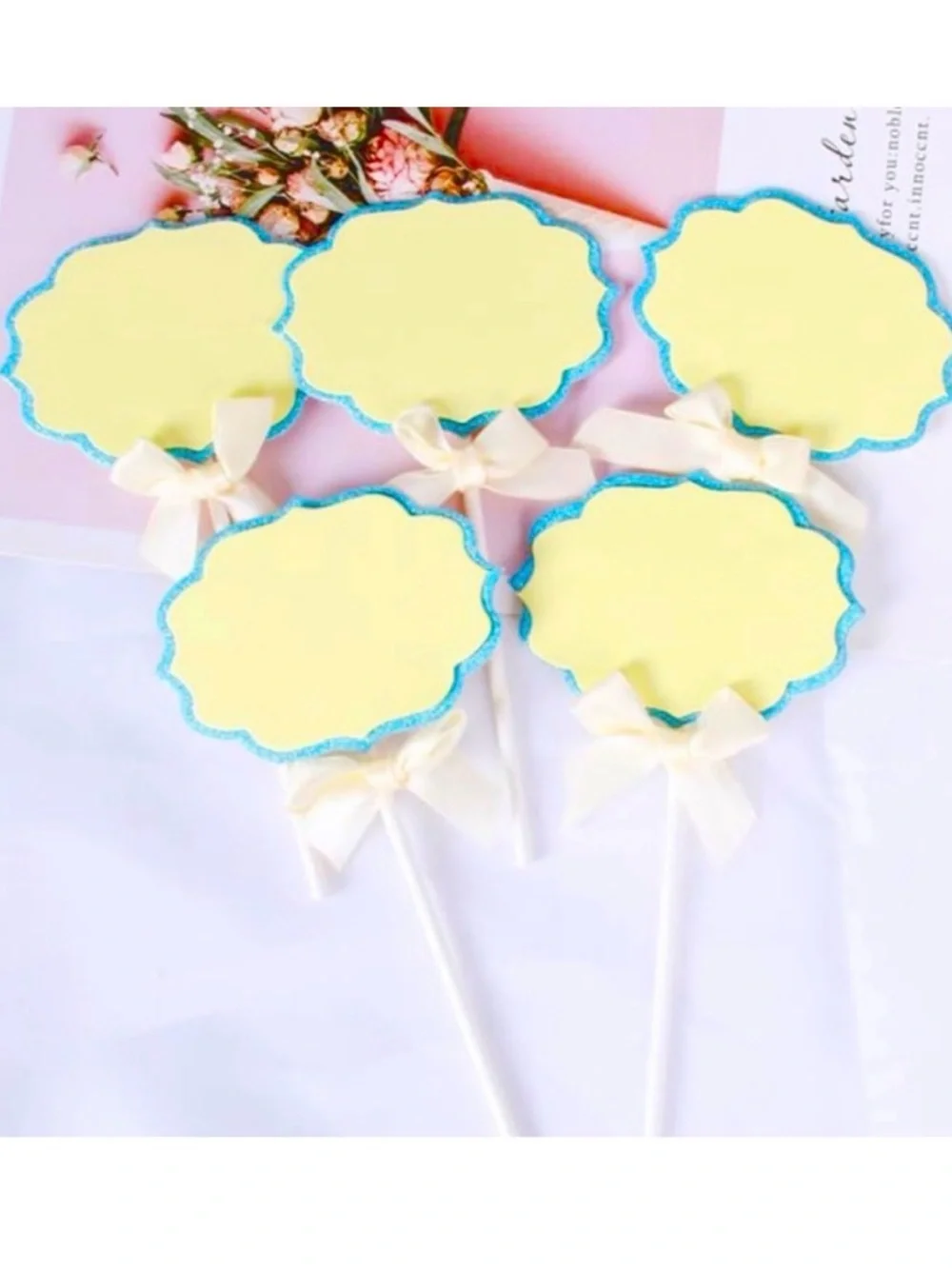 💞 New Pack of 10 Yellow & Blue Glitter Buffet Food Label Cupcake Toppers